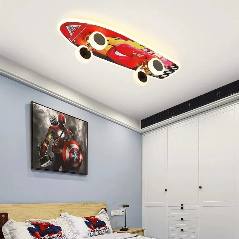 Plafonnier nordique skateboard créatif pour chambre d'enfant moderne. | Marco Lucetti