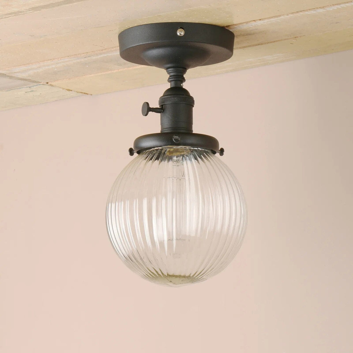 Plafonnier Vintage Industriel : Boule en Verre | Marco Lucetti