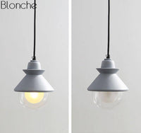 Suspension LED "Triangle Lumineux" en métal et verre