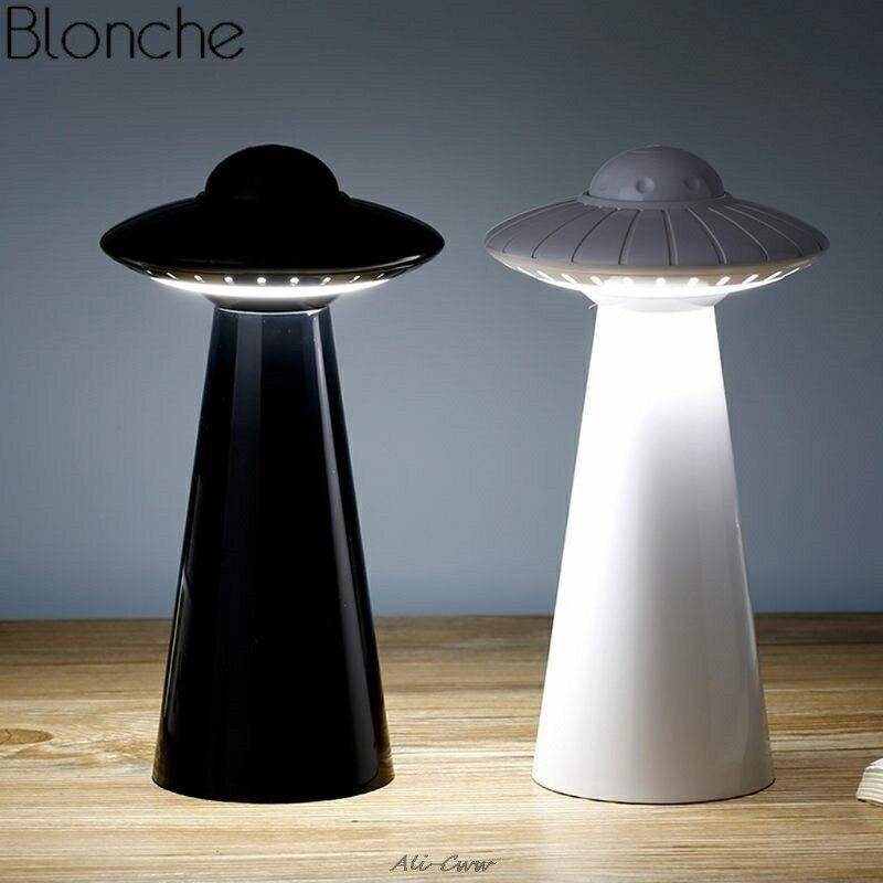 Lampe de bureau design LED conique multicolore