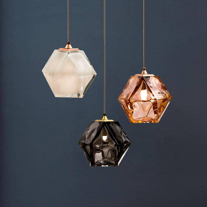 Suspension Diamant Coloré en Verre Cristal - Élégance Lumineuse