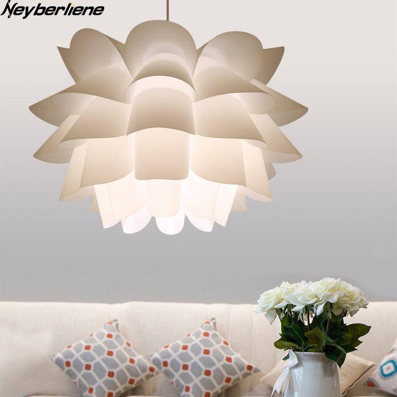Suspension LED Fleur Blanche - Ambiance Illuminée