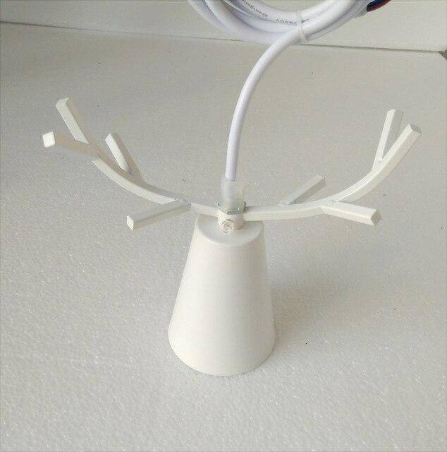 Suspension LED Conique aux Cornes Lumineuses