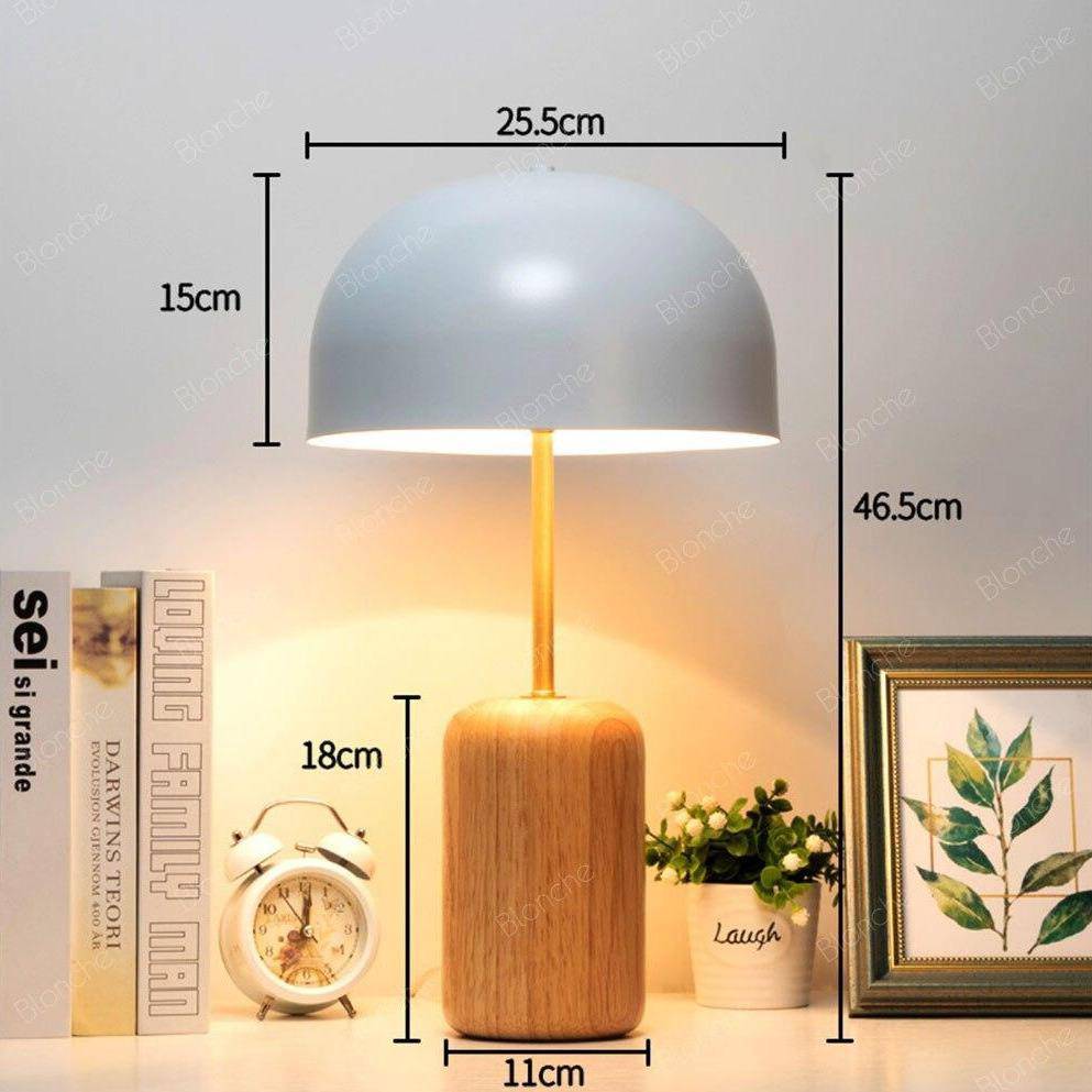 Lampe LED en bois avec abat-jour blanc