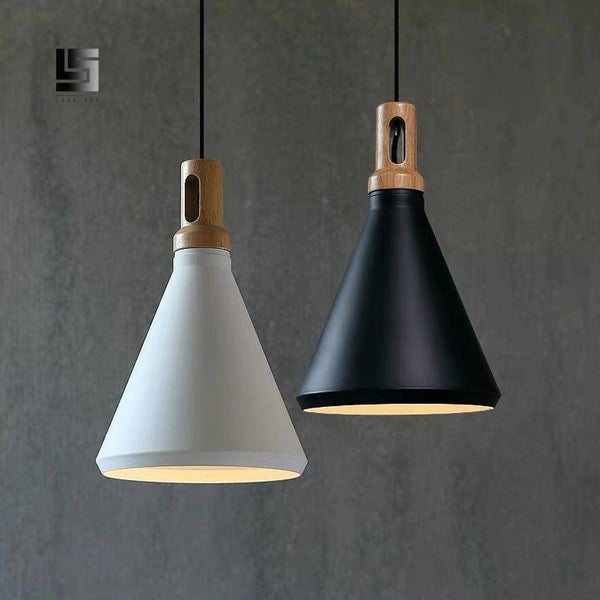 Suspension Conique Nordica en Aluminium et Bois