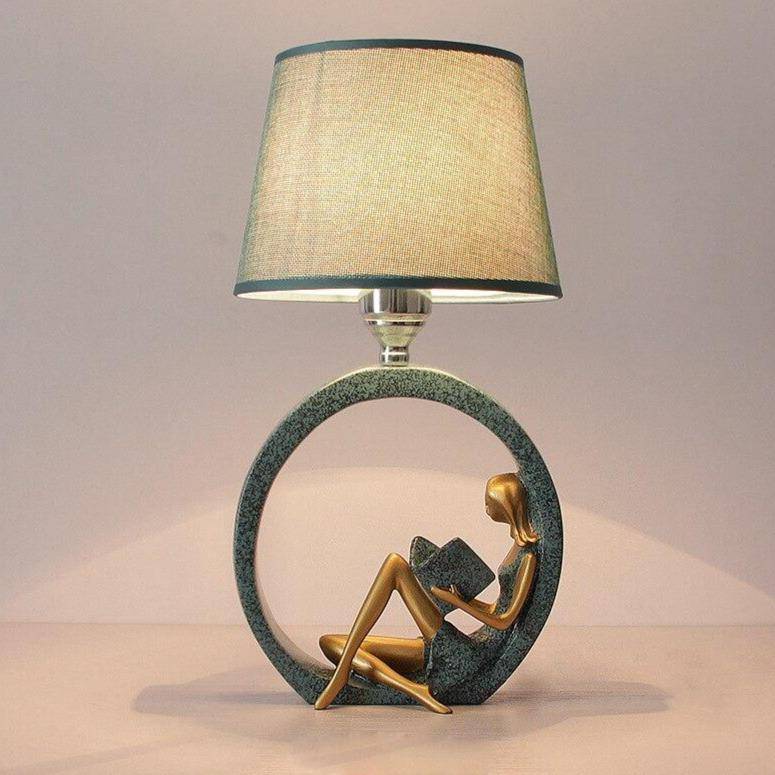Lampe à poser LED Sculptée