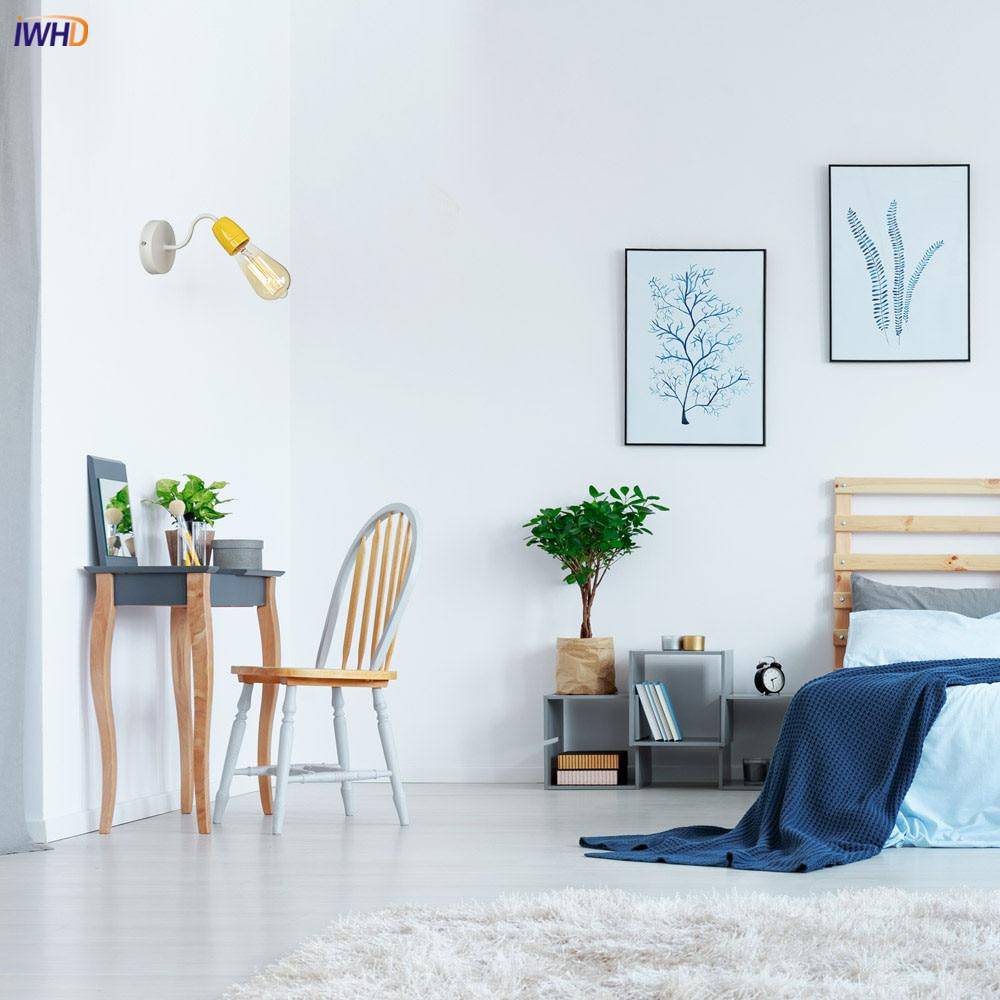 Applique murale LED design en métal coloré