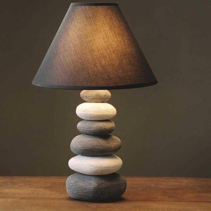 Lampe à poser design LED en galets Nordic