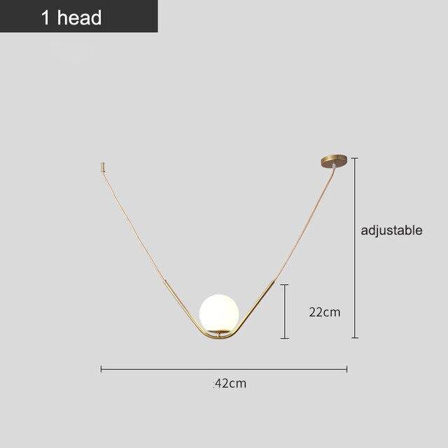 Suspension Arto : Boule de Verre avec Bras Doré