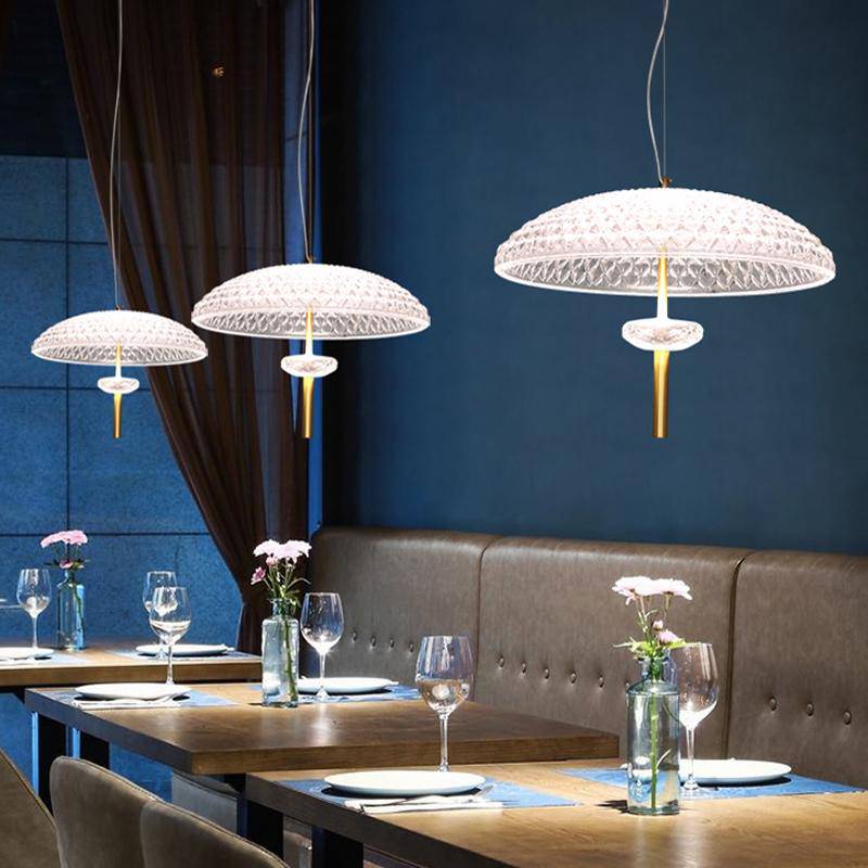 Suspension ovale en verre LED 'Lomye'