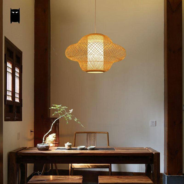 Suspension LED en rotin avec abat-jour rond