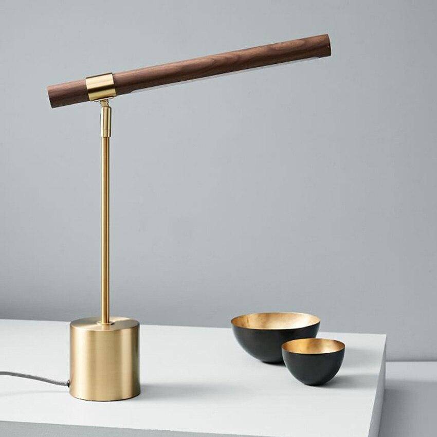 Lampe de table design LED dorée en métal et bois