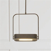 Suspension Saanvi : Modernité lumineuse en carré