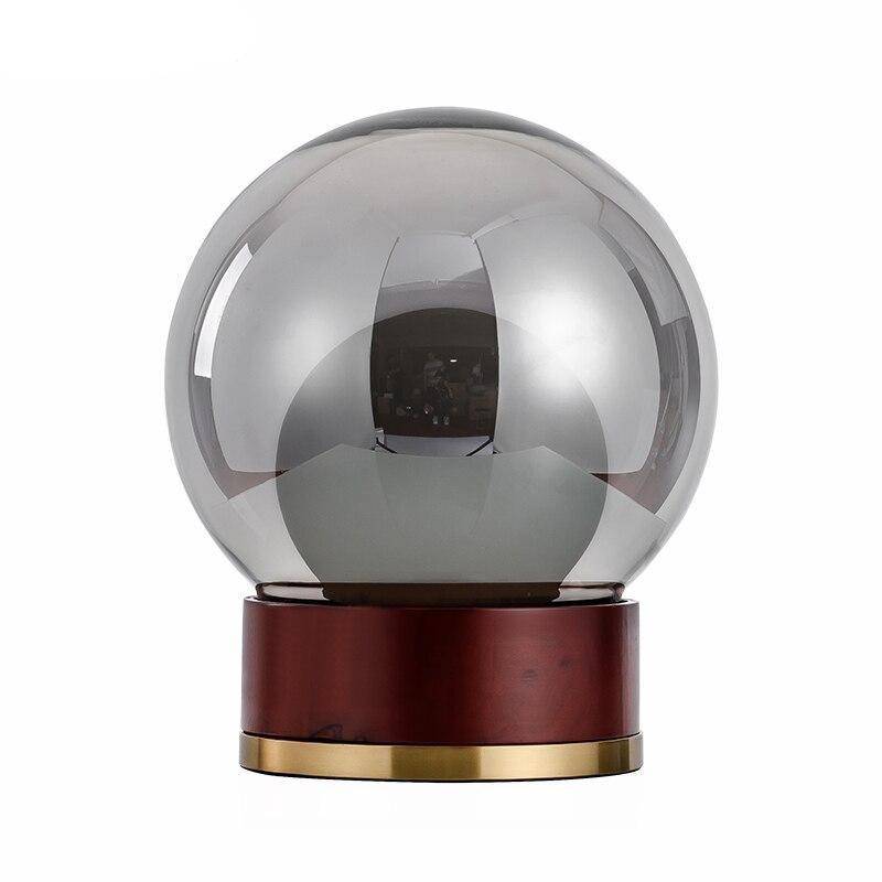 Lampe de table rétro dorée en bois