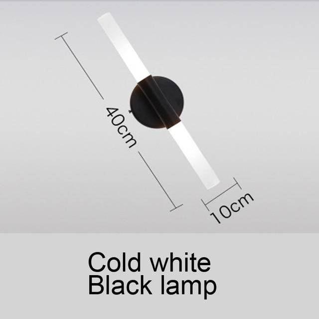 Applique murale LED minimaliste en métal doré