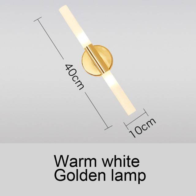 Applique murale LED minimaliste en métal doré