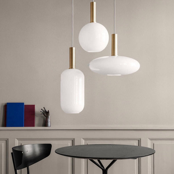 Suspension ovale en verre blanc Valette