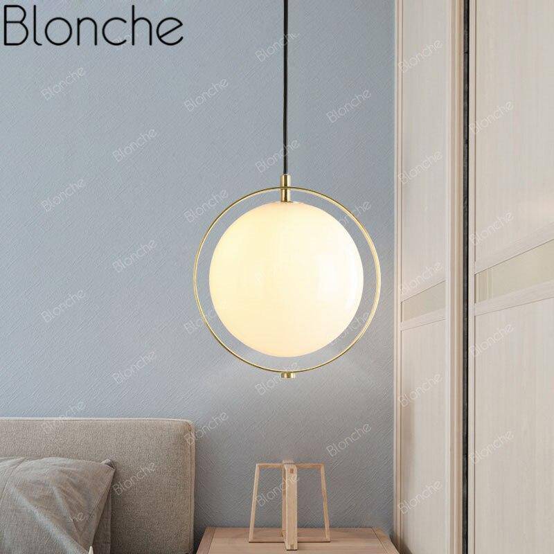 Suspension LED Cercle Doré et Boule en Verre