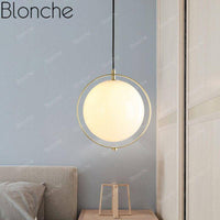 Suspension LED Cercle Doré et Boule en Verre