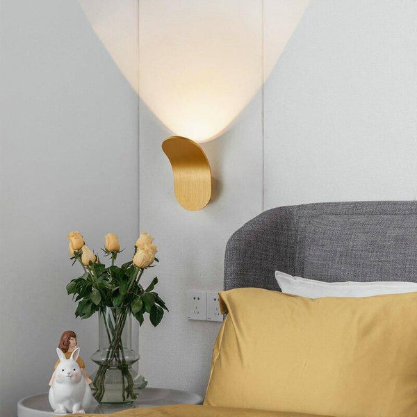 Applique murale LED Courbée en Métal - Style Wake