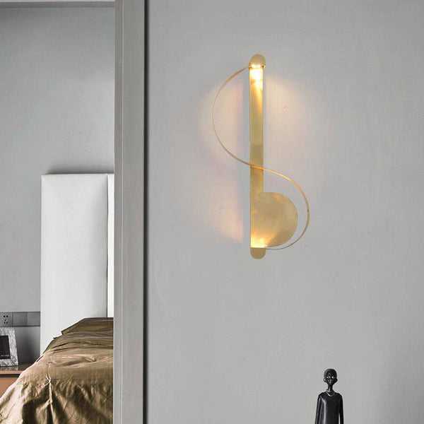 Applique murale LED dorée Moma design
