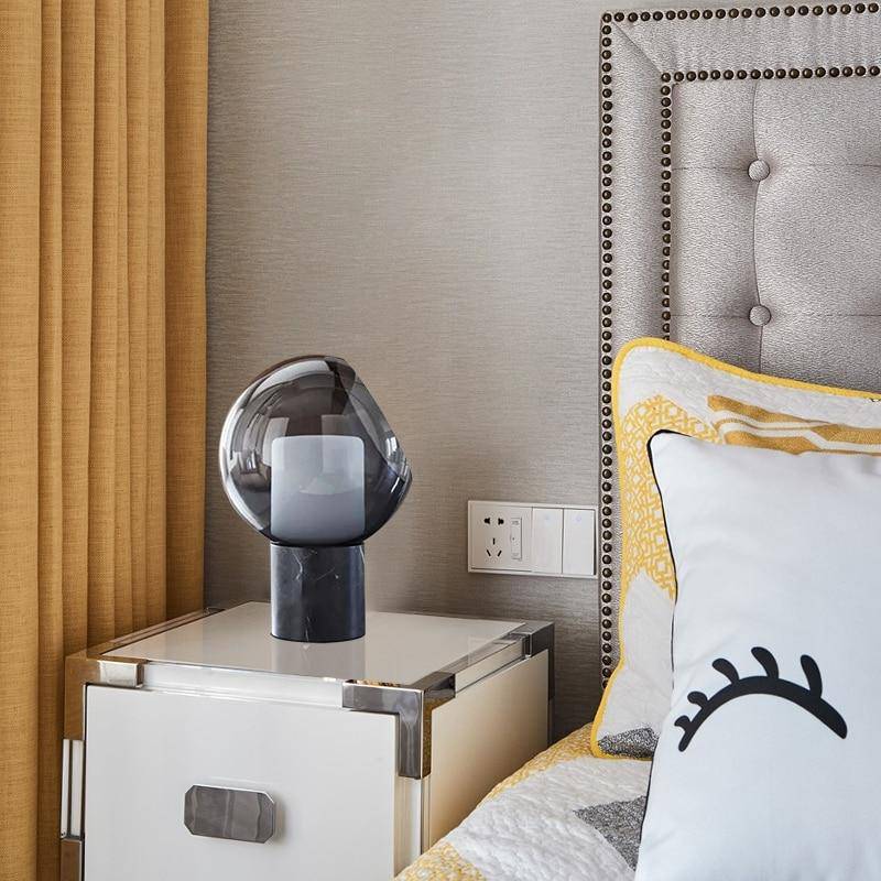 Lampe à poser Deluxe en marbre et verre LED