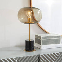 Lampe de table premium en marbre avec LED et design doré