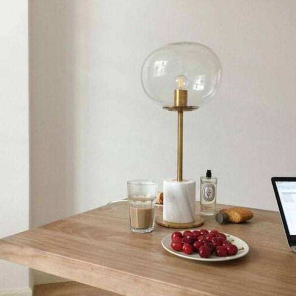 Lampe de table premium en marbre avec LED et design doré