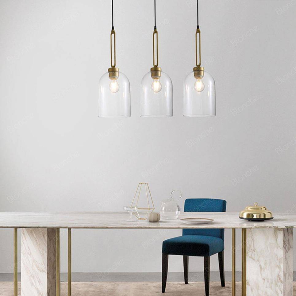 Suspension LED en verre arrondi avec anneau doré