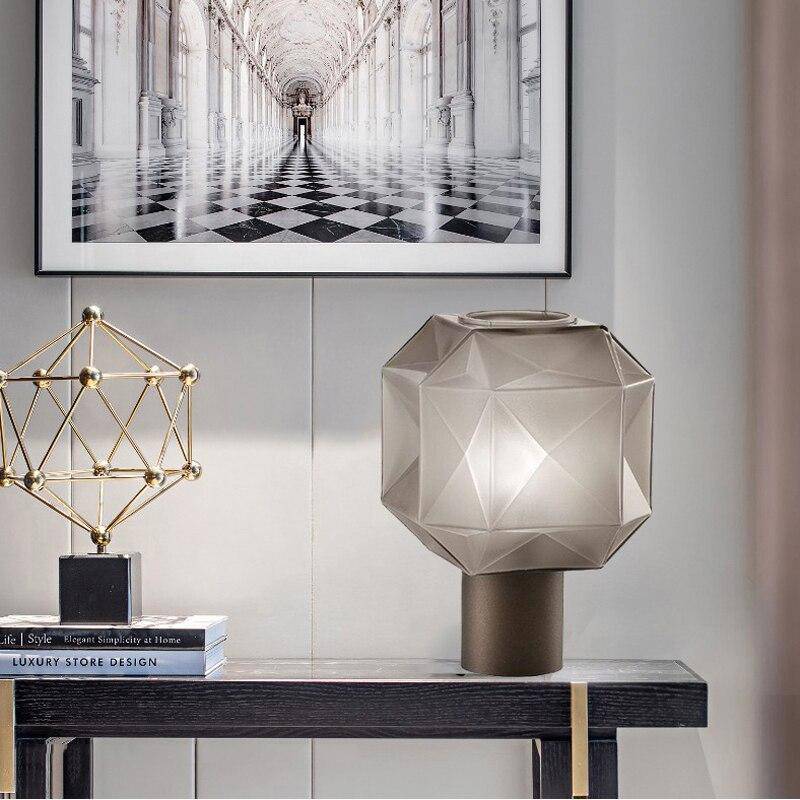 Lampe à poser design LED "GeoLight"