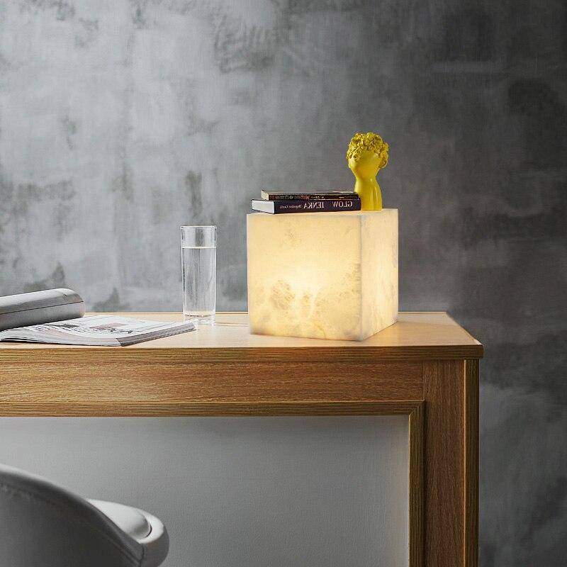 Lampe Cube LED Marbrée Design