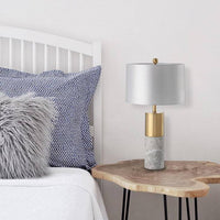 Lampe à poser dorée en marbre avec LED et abat-jour gris
