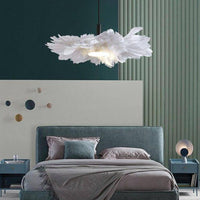 Suspension à plumes LED romantique