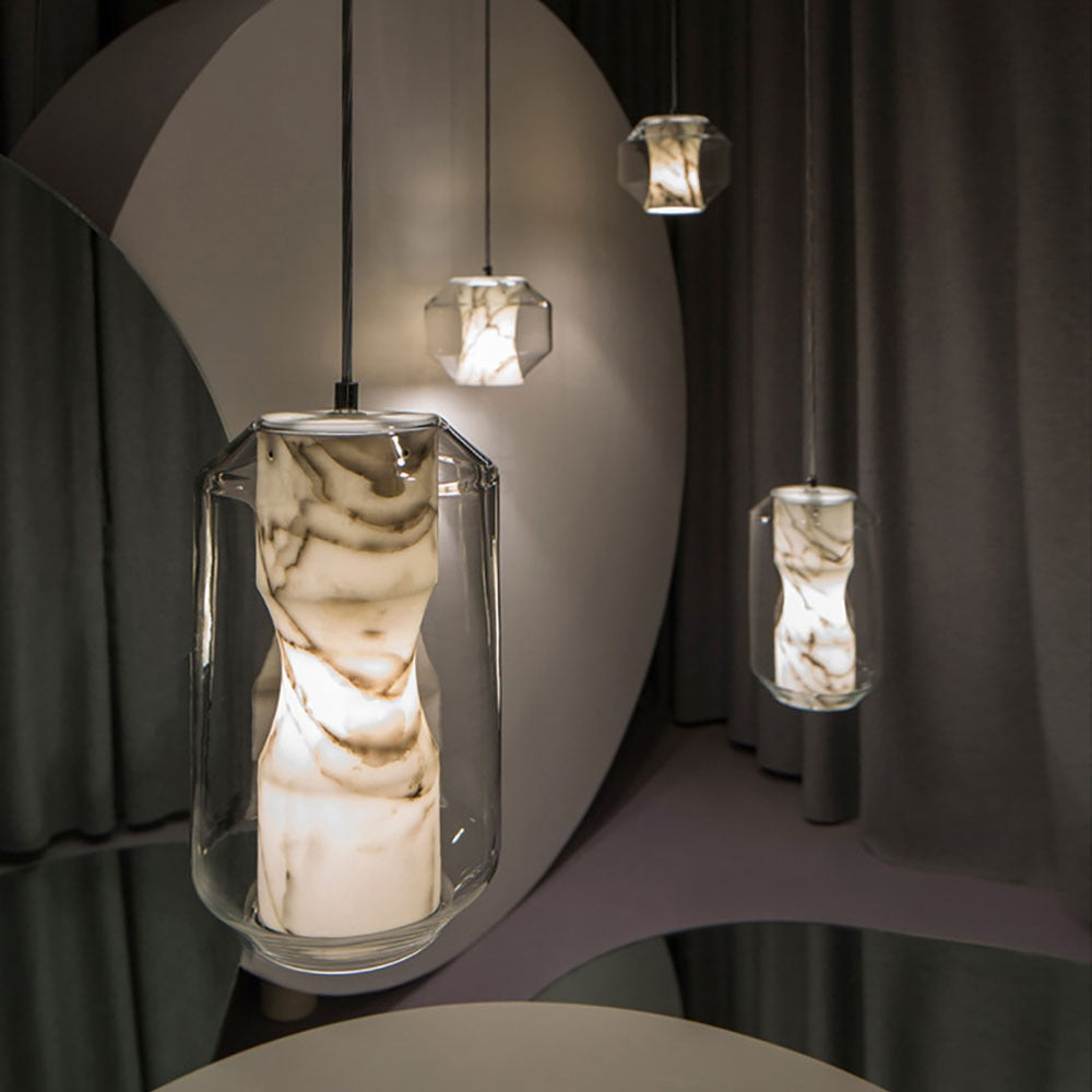 Suspension LED moderne en marbre et verre.