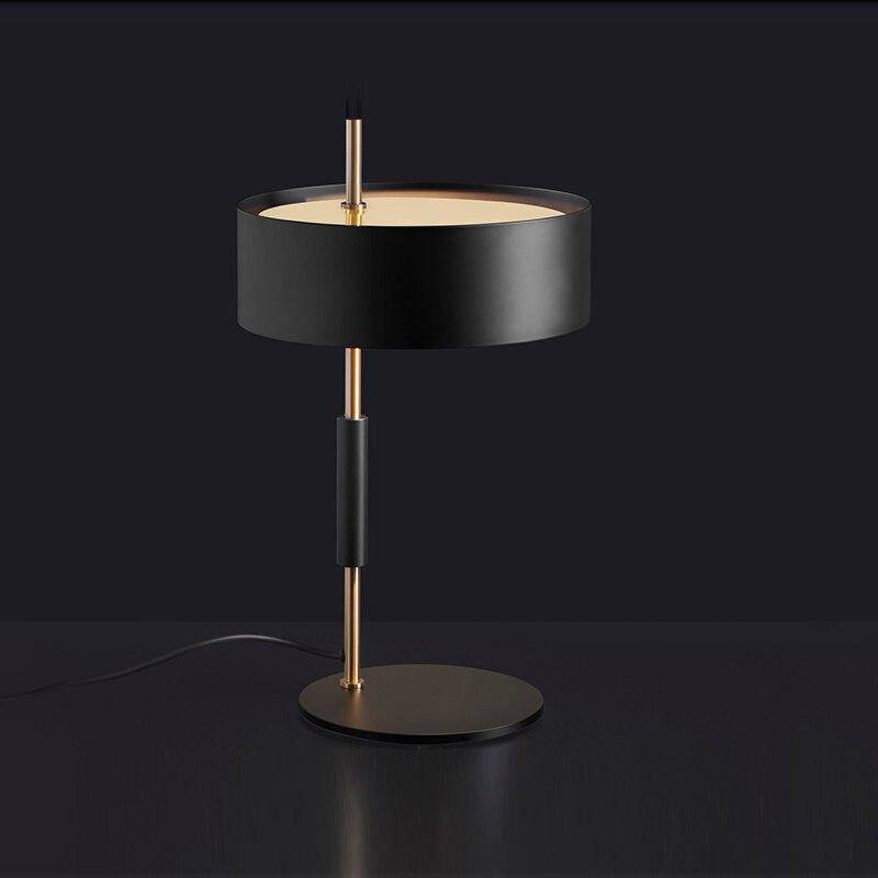 Lampe à poser design LED dorée et noire Loft