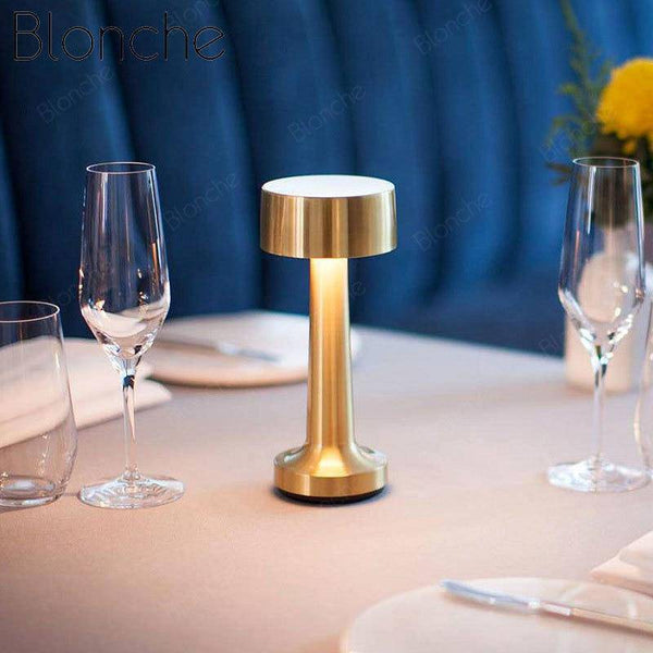 Lampe à poser design en métal - Formes arrondies LED
