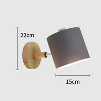 Applique murale LED en bois Nordic : Design moderne avec abat-jour coloré