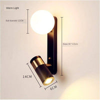 Applique murale LED noire et dorée avec boule en verre Light Deluxe