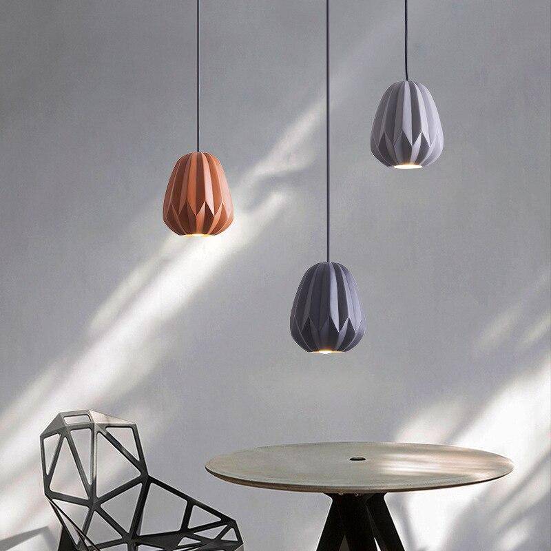 Suspension LED Shadow : Abat-jour géométrique coloré