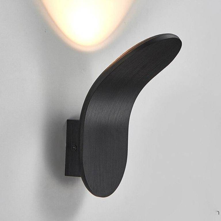 Applique murale LED Courbée en Métal - Style Wake