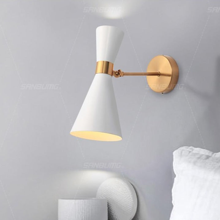 Applique murale élégante à LED dorée - Modèle triangulaire Smart
