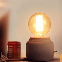 Lampe à poser stylée en ciment gris Lino