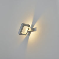 Applique murale LED pivotante Havery en métal.