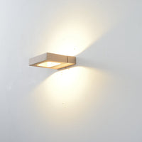 Applique murale LED pivotante Havery en métal.