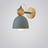 Applique murale moderne Lyra en bois nordic.