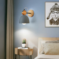 Applique murale moderne Lyra en bois nordic.