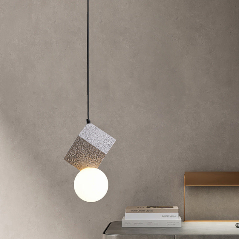 Suspension LED Wayne en résine innovante