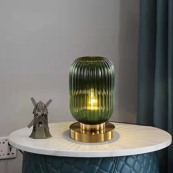 Lampe à poser Quinn en verre coloré et base dorée