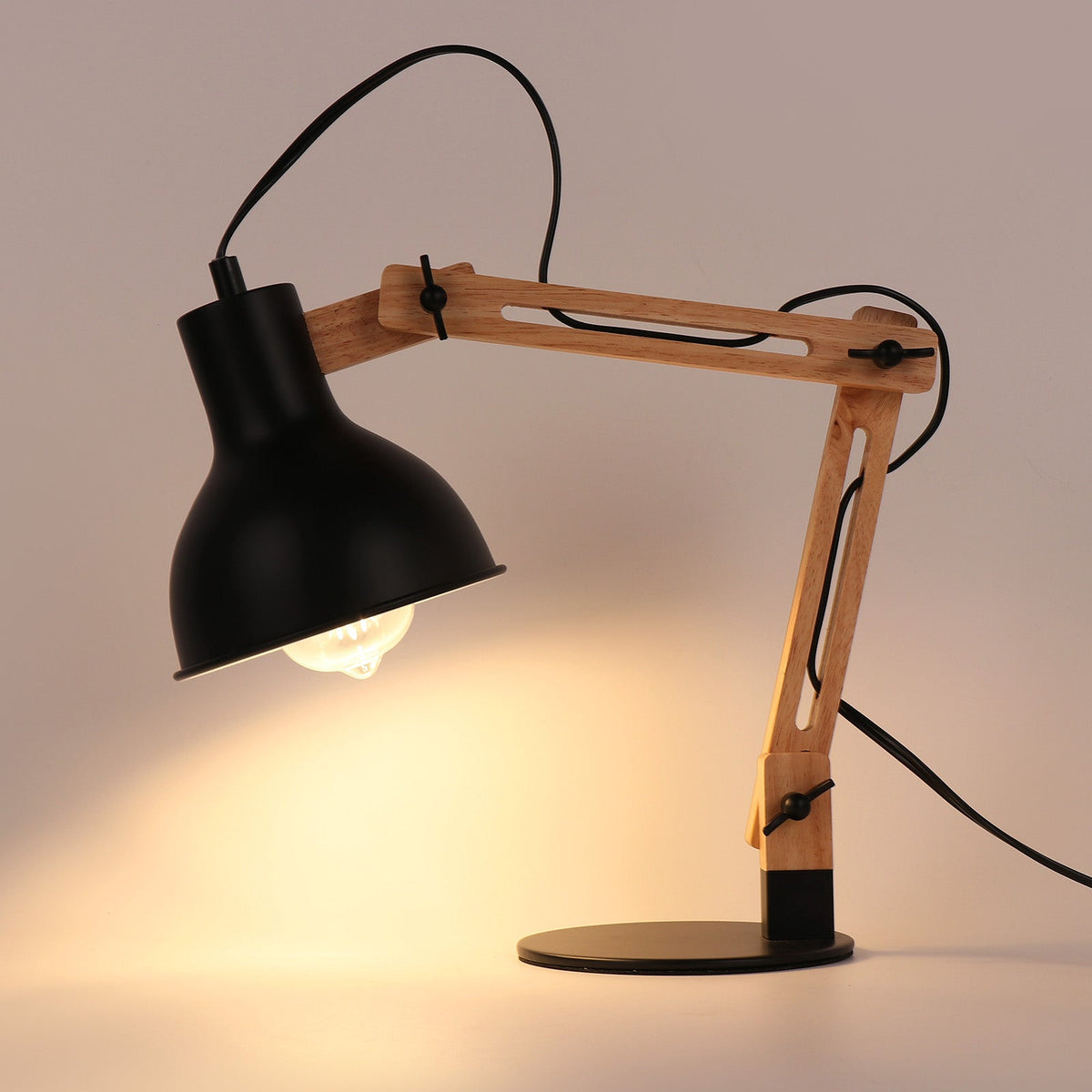 Lampe de bureau Vaz en bois articulée