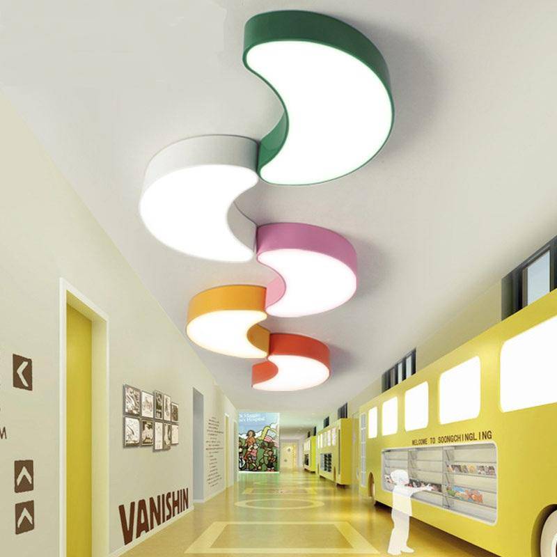 Plafonnier Luna Enfant à LED (Variété de Couleurs)
